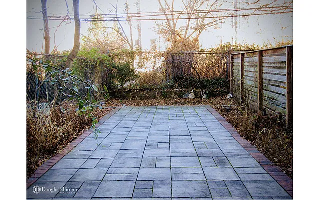 Rented by Douglas Elliman | media 24