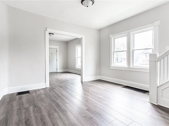 5th image of 1330 Leonard St