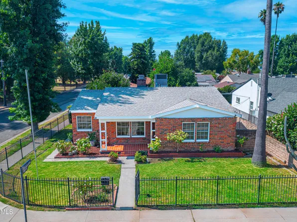 16400 Haynes St, Van Nuys, CA 91406
