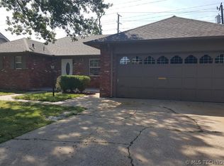 9424 E 36th St, Tulsa, OK 74145