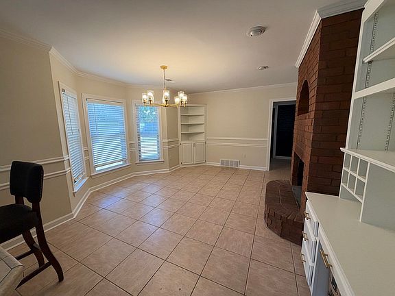 5th image of 956 Rolling Oaks Ln