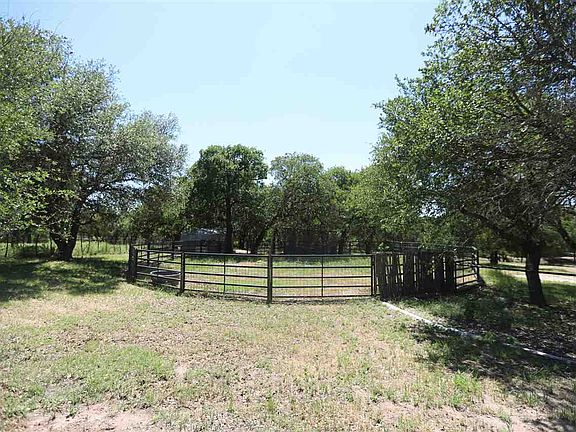 5th image of 1443 County Road 111
