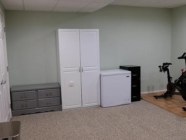 100 Parker Ave #12 — Photo 10