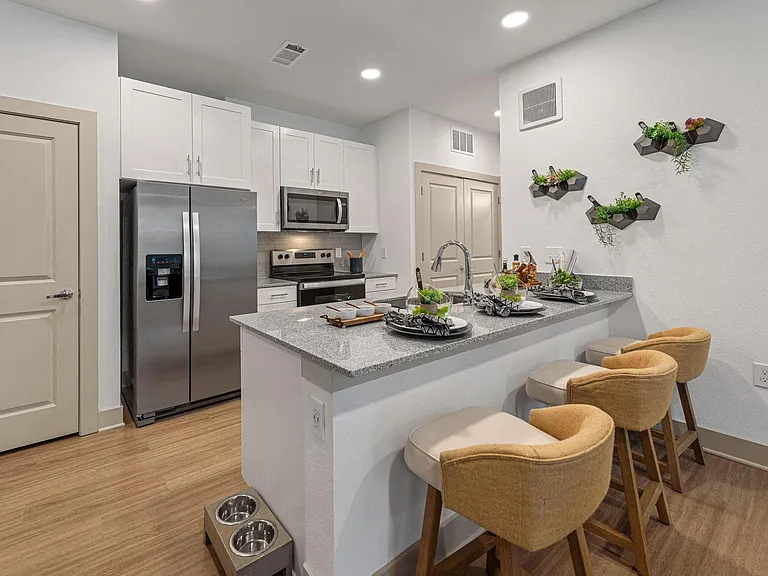 Alta Landing — Photo 19