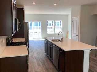 9726 Orkney Pl, Waldorf, MD 20601