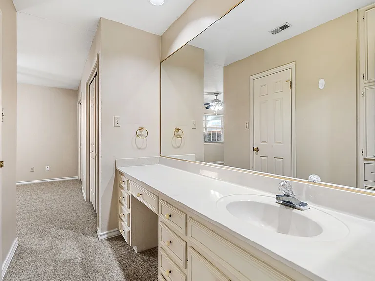 2408 Enfield Rd #211 — Photo 48