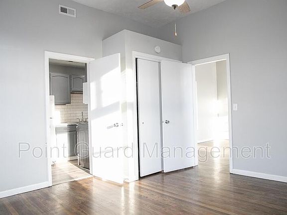 4th image of 2705 Leavenworth St #2711-3