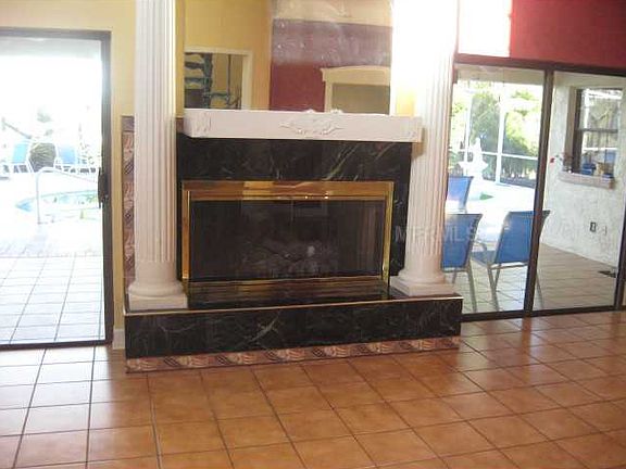 3rd image of 645 Lake Agnes Dr
