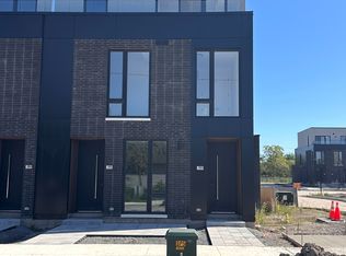 200 Ellis Ave, Saint Catharines, ON L2P 0E6