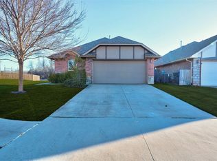 2316 Frisco Way, Edmond, OK 73012