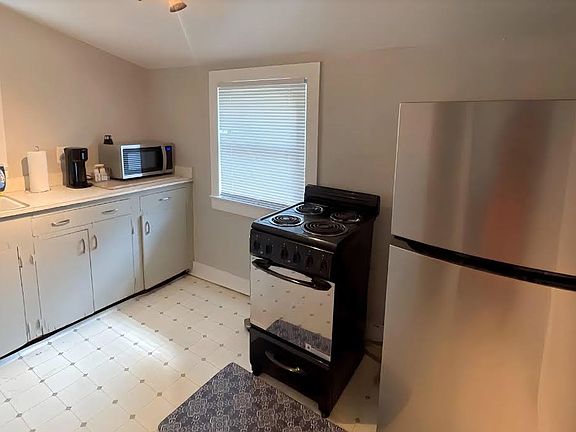 4th image of 1504 12th St S Unit D