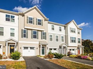1436 Teagan Dr, Fredericksburg, VA 22408
