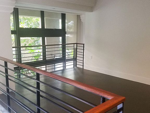 5th image of 460 S Spring St APT 101