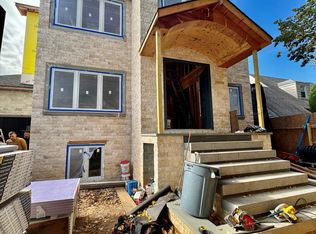 292 Raritan Ave, Staten Island, NY 10305