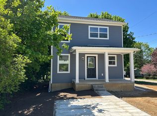 606 Clinton St, Marshall, MI 49068