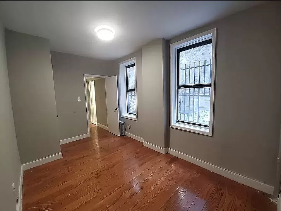 2nd image of 54 Wadsworth Ter APT 3