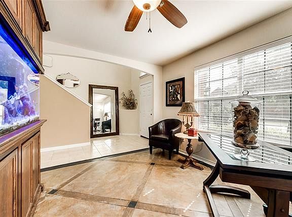 5th image of 8904 Silent Brook Ln