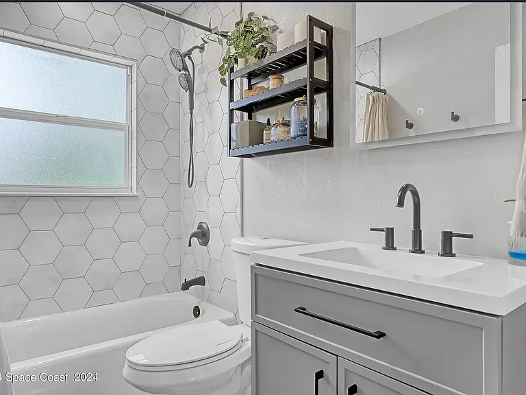3331 Kentucky St — Photo 3