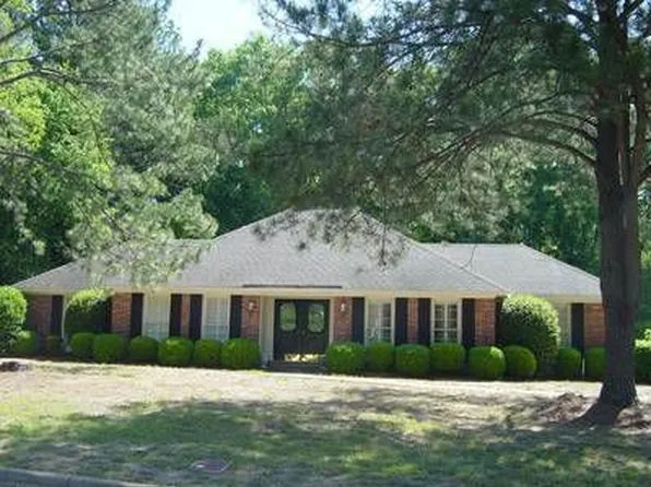 3273 Lancaster Ln, Montgomery, AL 36106