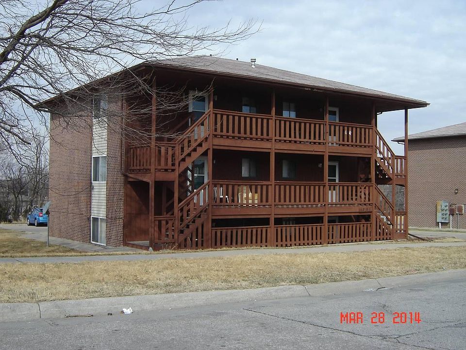 1st image of 1321 SW 10th St APT 2