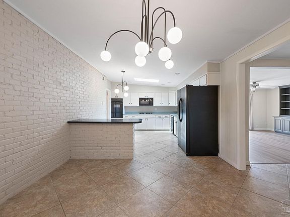 5th image of 3611 Dunwoody Dr