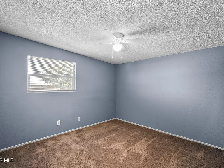 3977 Las Casitas Dr #B — Photo 14