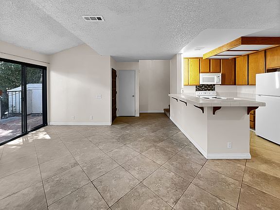 3rd image of 4125 Porte De Merano Unit 139
