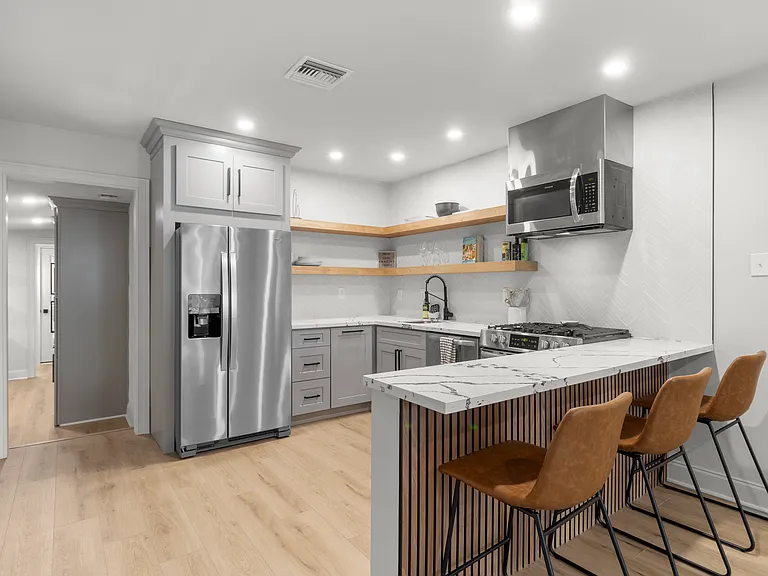 220 Brooklyn Ave #220 — Photo 2