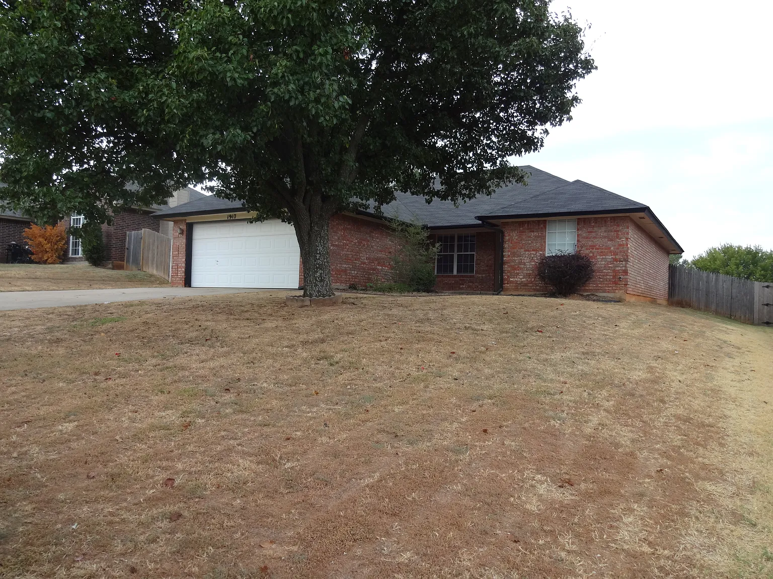 3 bed, 1428 sqft, $1,400 — Photo 3