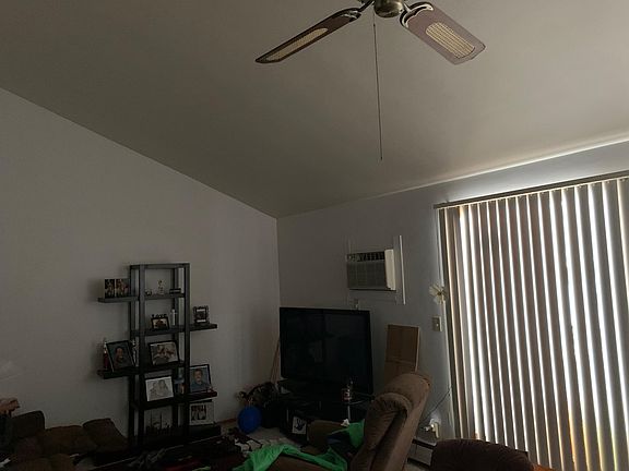 5th image of 700 E Genesee St Unit D20