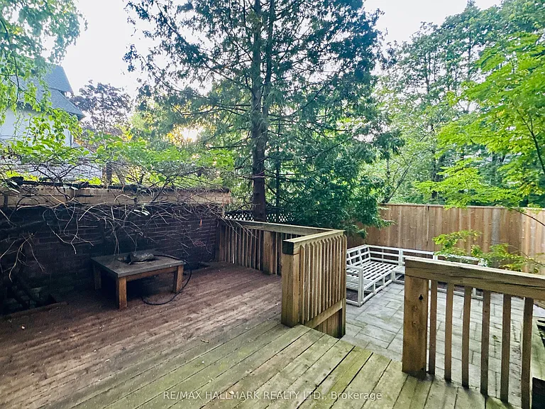 193 Heath St W #MAIN — Photo 25