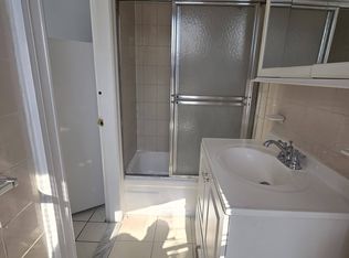 1697 John F Kennedy Blvd APT 2, Jersey City, NJ 07305