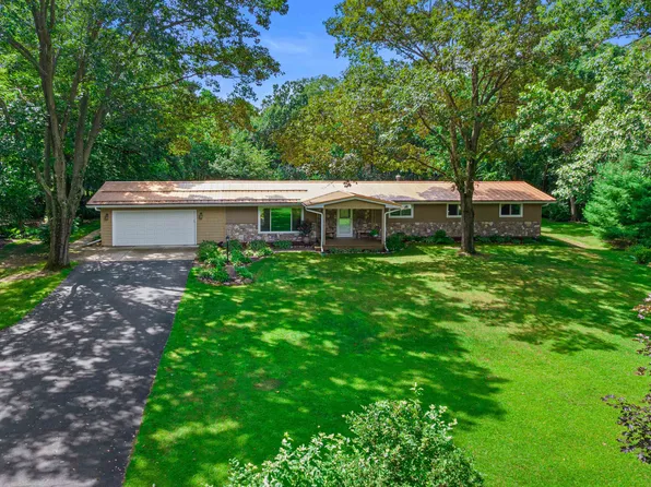W7721 Buttercup Ln, Wautoma, WI 54982