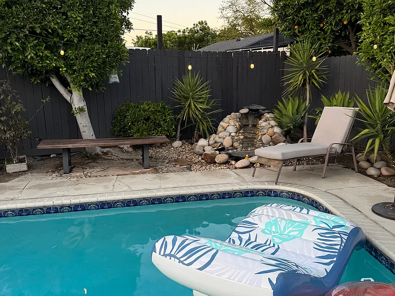 Agnes Ave — Photo 25