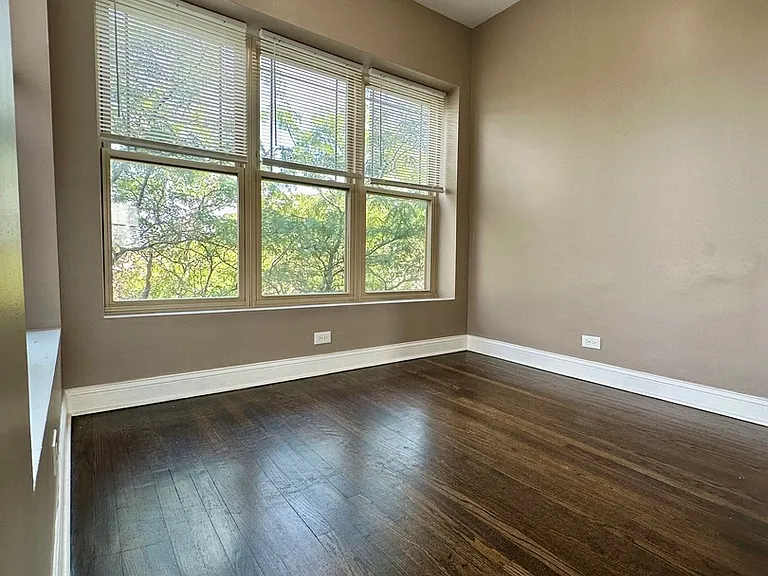 941 E Marquette Rd #3W — Photo 6