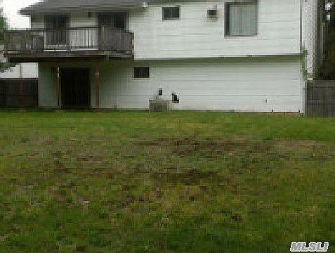 2nd image of 868 Greenbelt Pkwy W
