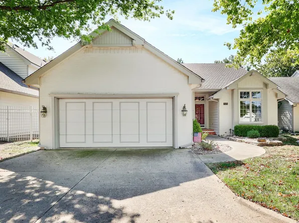 7525 E 10th Cir N, Wichita, KS 67206