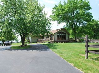 18557 Woodburn Rd, Leesburg, VA 20175