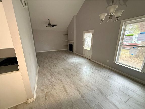 4th image of 2744 Corinne Dr