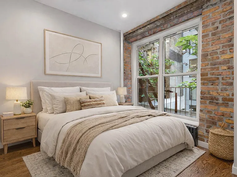 437 E 12th St #3B — Photo 3