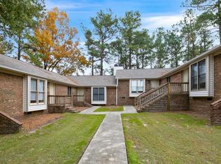 101 Homeplace Ct, Fayetteville, NC 28311