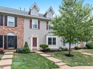 102 Red Crest Ln, Branchburg, NJ 08876