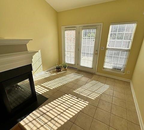 4th image of 5205 Berkeley Estates Dr