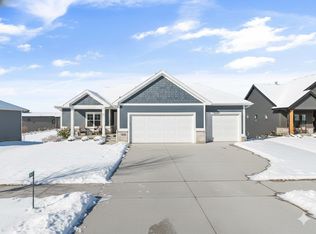 6561 Vista Valley, Windsor, WI 53598