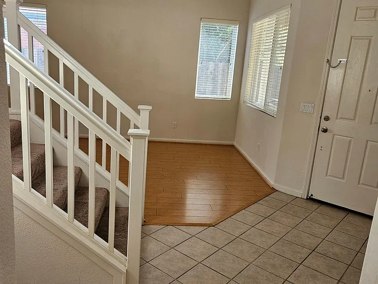 624 Aiello St — Photo 20