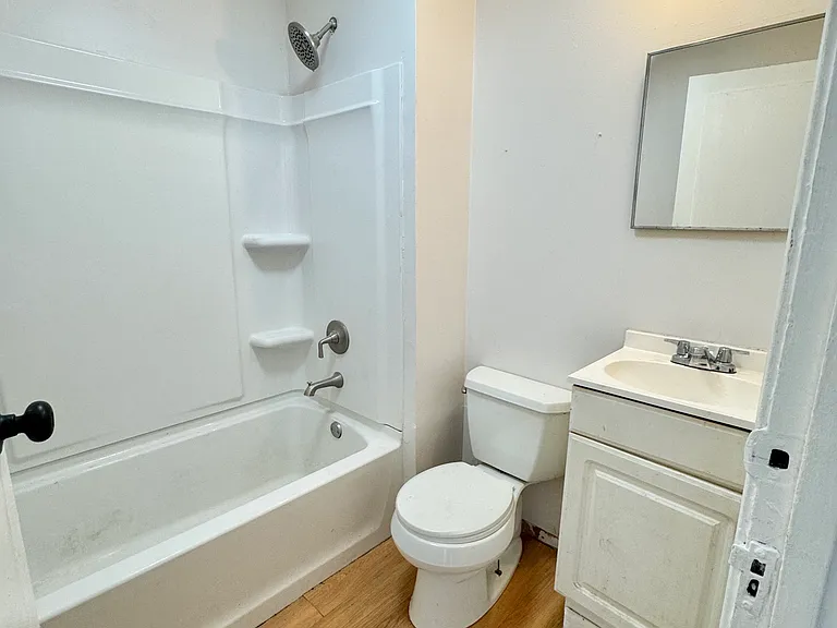 65 Lilac St #A — Photo 8