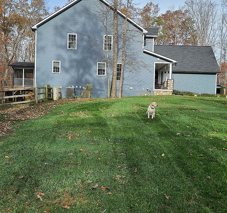 2nd image of 114 Hidden Ln