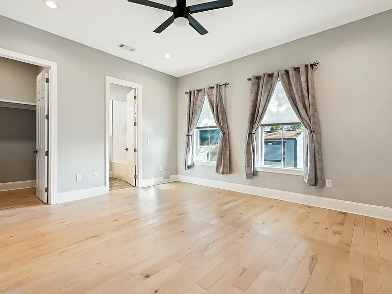 1231 Feliciana St — Photo 4