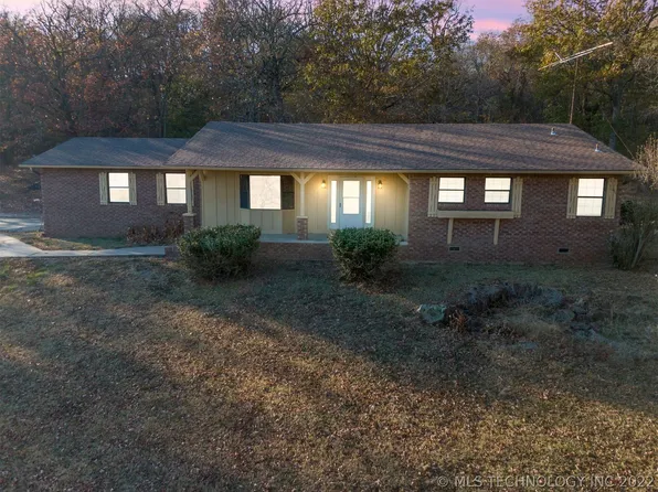 536 Rural Route Rd, Stilwell, OK 74960