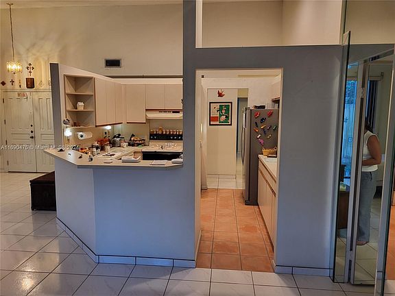 2nd image of 3434 Torremolinos Ave #A-34a